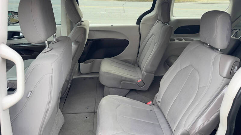 2020 Chrysler Pacifica Touring