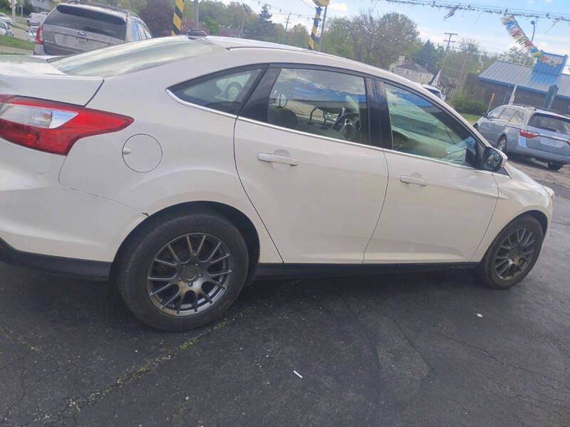 2012 Ford Focus SEL