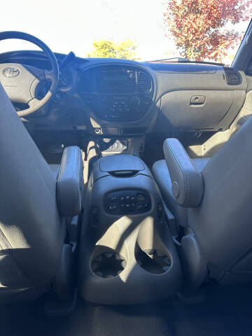 2007 Toyota Sequoia SR5