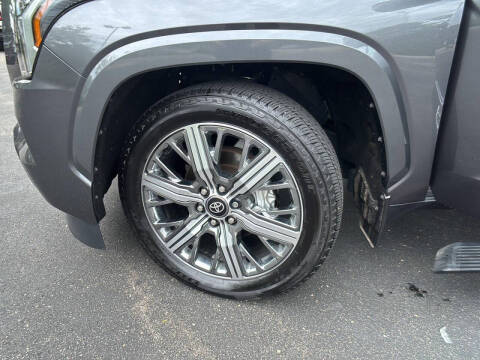 2025 Toyota Sequoia