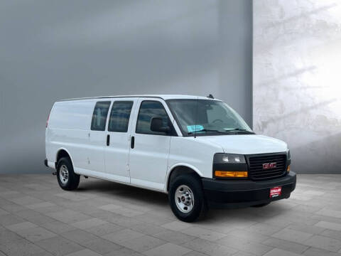2023 GMC Savana 2500