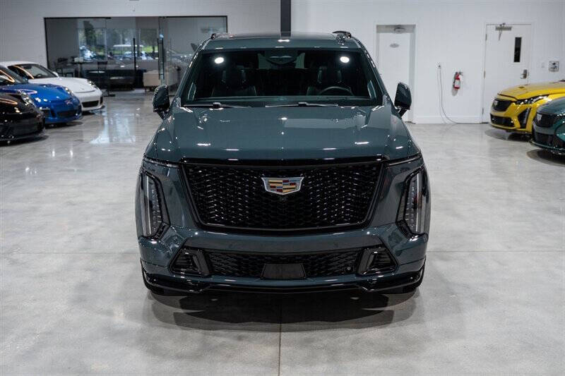 2025 Cadillac Escalade-V