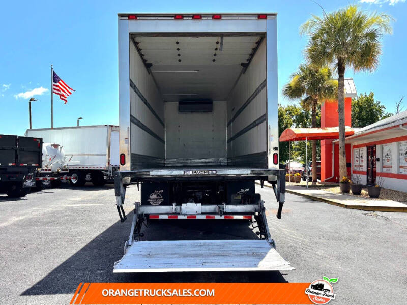 2020 Freightliner M2 106