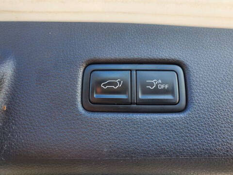 2023 Kia Carnival EX