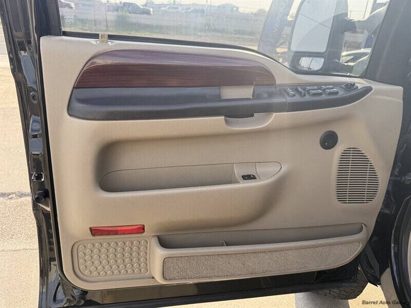 2005 Ford Excursion Limited