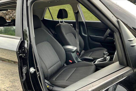 2024 Hyundai Venue SE