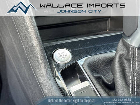 2025 Volkswagen Taos SE 4Motion