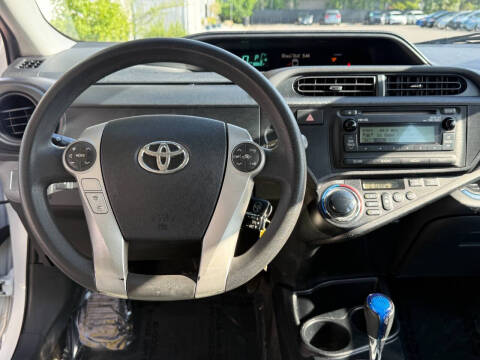 2013 Toyota Prius c Two
