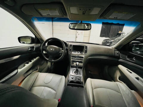 2011 Infiniti G25 Sedan x