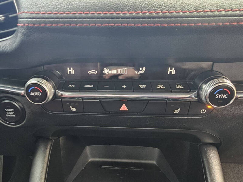 2024 Mazda Mazda3 Sedan 2.5 S Carbon Edition