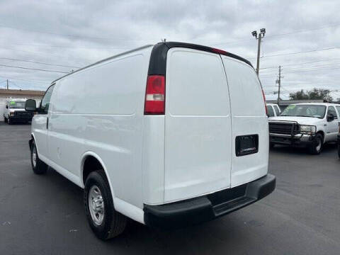 2016 Chevrolet Express 2500