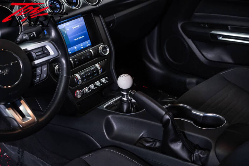 2022 Ford Mustang Mach 1