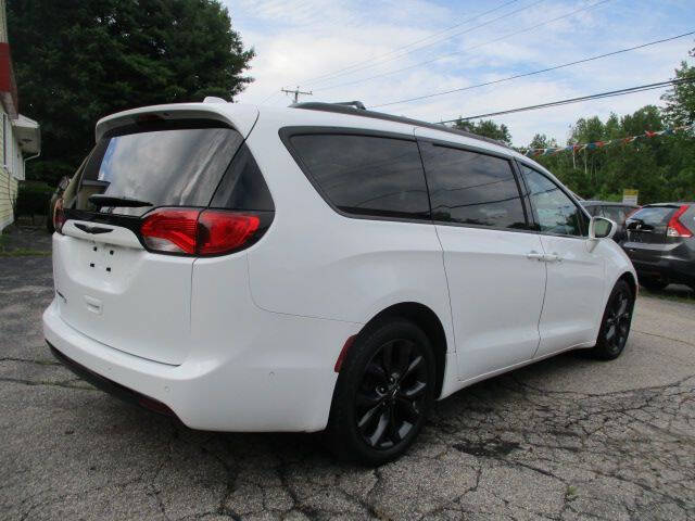 2019 Chrysler Pacifica Touring L