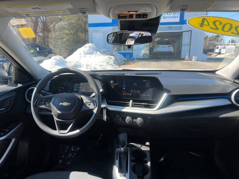 2024 Chevrolet Trax LS