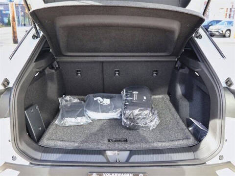 2025 Volkswagen ID.4 Pro