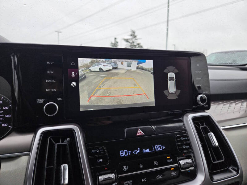 2022 Kia Sorento Hybrid EX