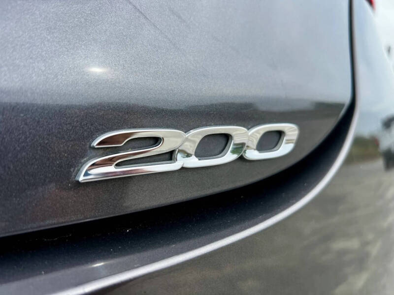 2016 Chrysler 200