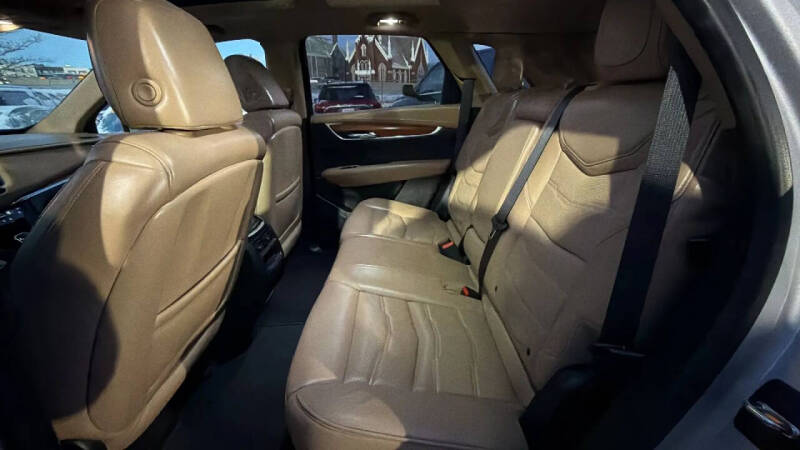 2017 Cadillac XT5 Platinum