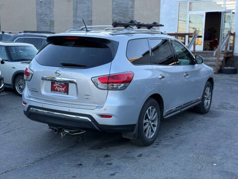 2014 Nissan Pathfinder SL