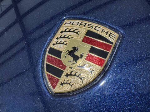 2016 Porsche Panamera Edition