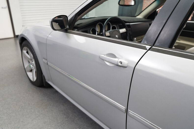 2005 Dodge Magnum RT