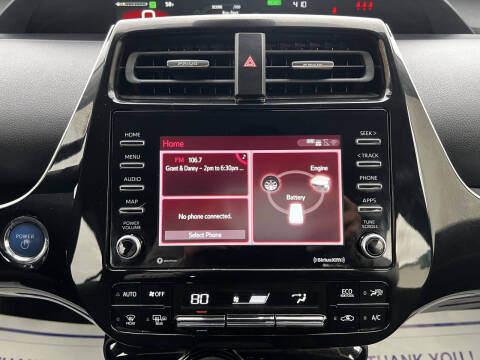 2022 Toyota Prius LE