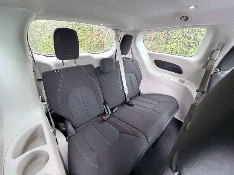 2017 Chrysler Pacifica Touring