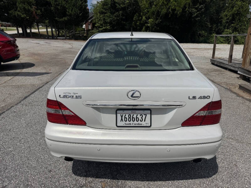 2005 Lexus LS 430