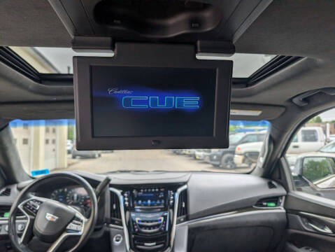 2018 Cadillac Escalade ESV Platinum