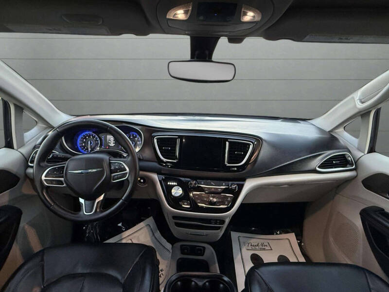 2018 Chrysler Pacifica Touring L