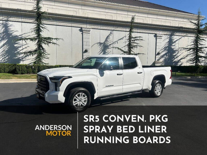 2024 Toyota Tundra SR5's photo