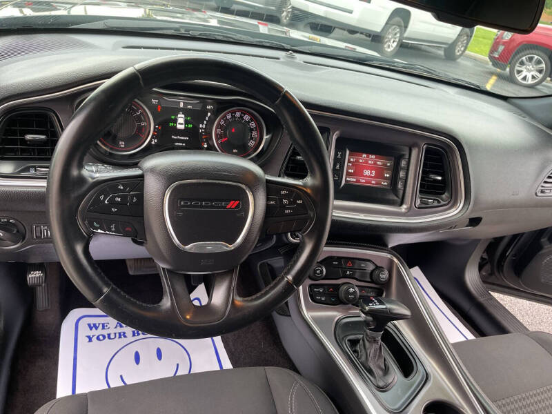 2016 Dodge Challenger SXT