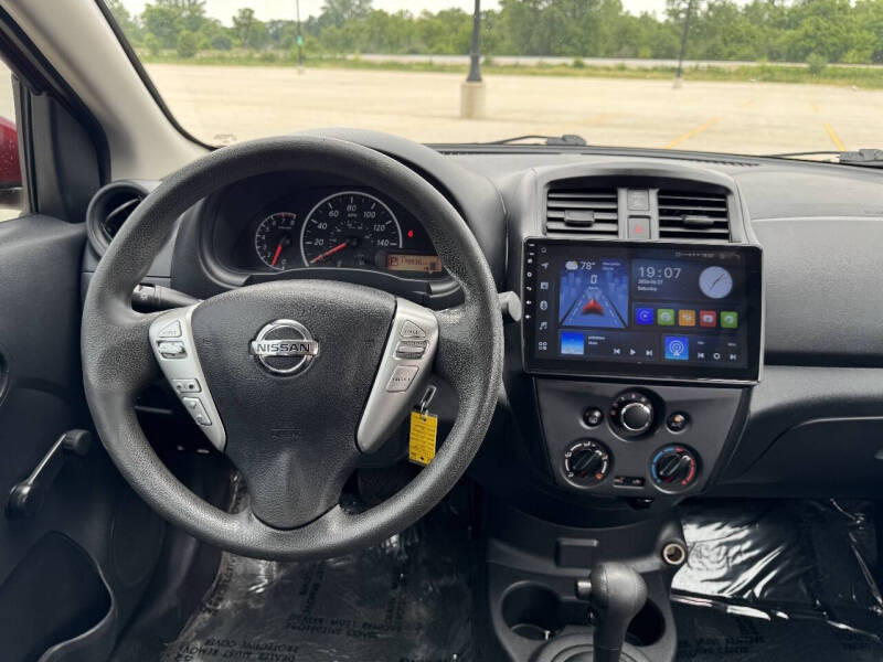 2017 Nissan Versa 1.6 S Plus