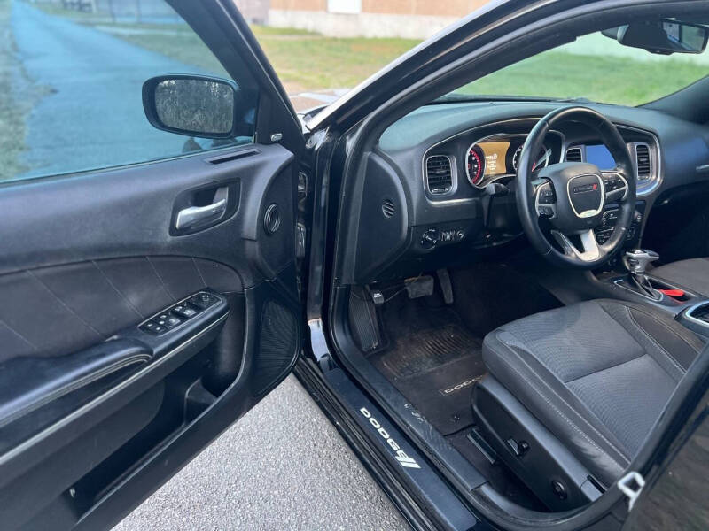 2016 Dodge Charger SXT