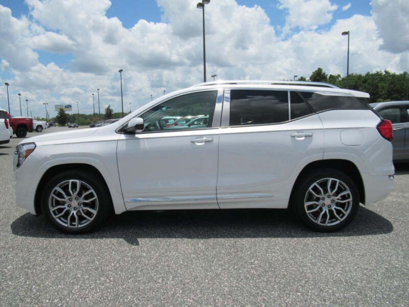 2023 GMC Terrain Denali