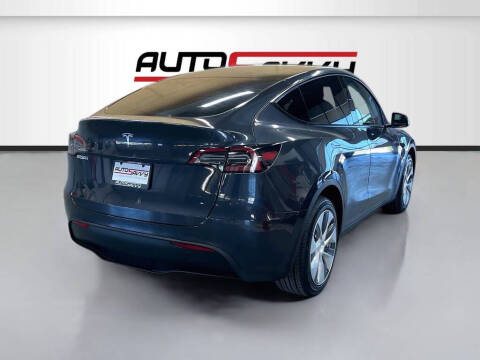 2024 Tesla Model Y Long Range