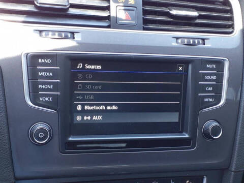 2016 Volkswagen e-Golf SE