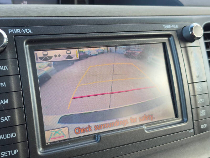 2011 Toyota Sienna Limited 7-Passenger