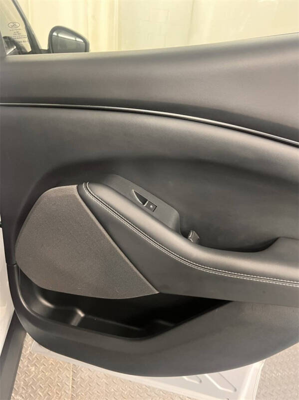 2021 Ford Mustang Mach-E Select