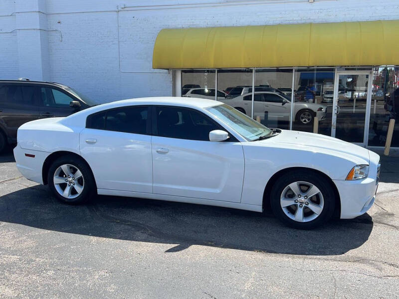 2013 Dodge Charger SE