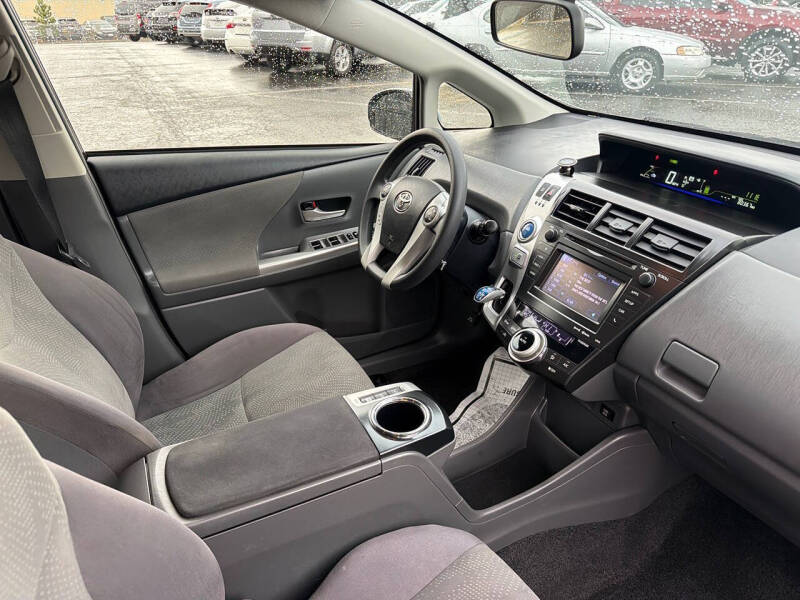 2012 Toyota Prius v Three