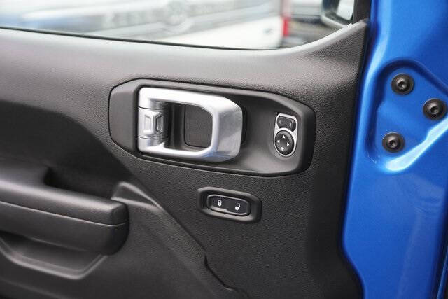 2021 Jeep Gladiator Willys