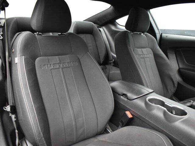 2022 Ford Mustang EcoBoost