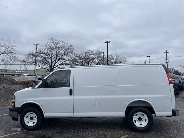 2025 Chevrolet Express 2500