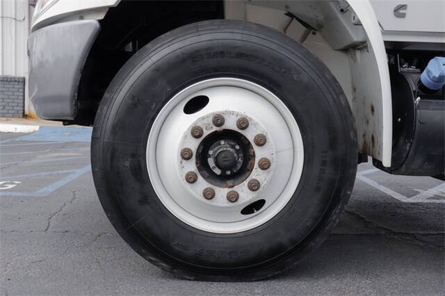 2019 International DuraStar 4300