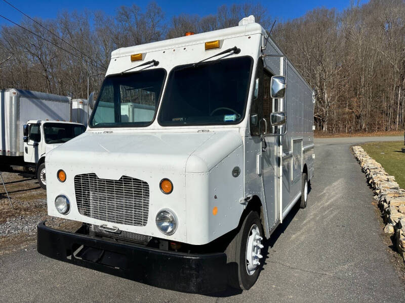 2010 Freightliner MT45 Chassis
