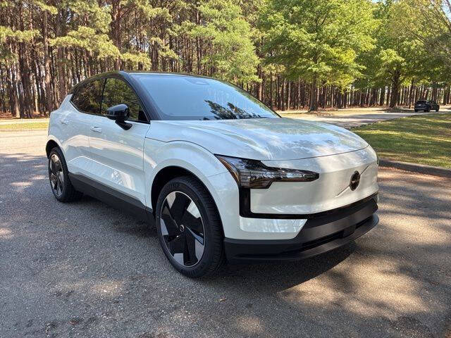 2026 Volvo EX30 Twin Plus