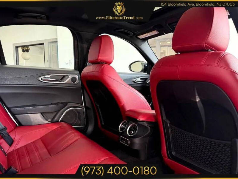 2022 Alfa Romeo Giulia Veloce