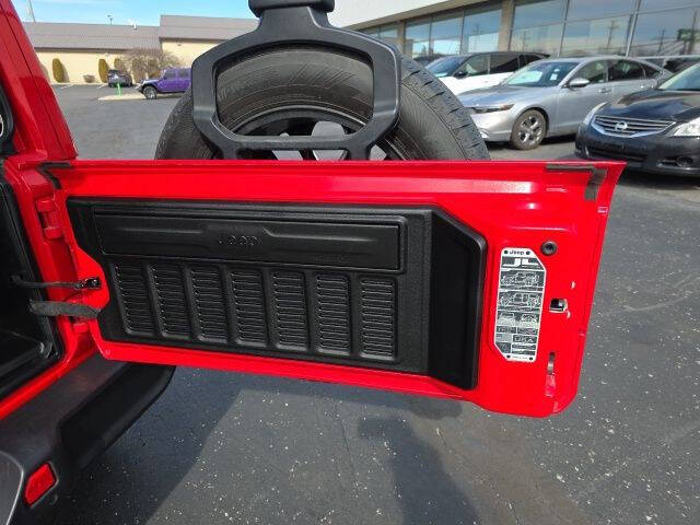 2025 Jeep Wrangler Sahara 4xe