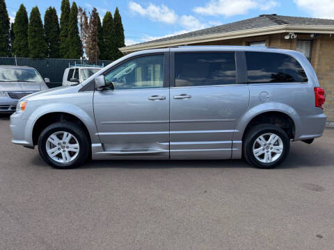 2013 Dodge Grand Caravan Crew